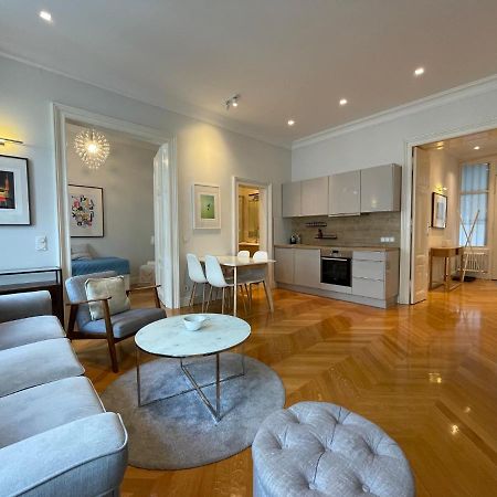 Luxury 2Br Apartment Neubaugasse Viena Exterior foto